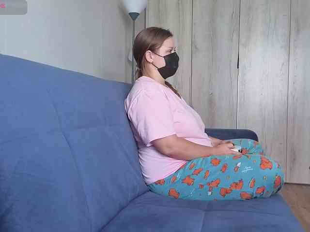 Milaa1998 webcam