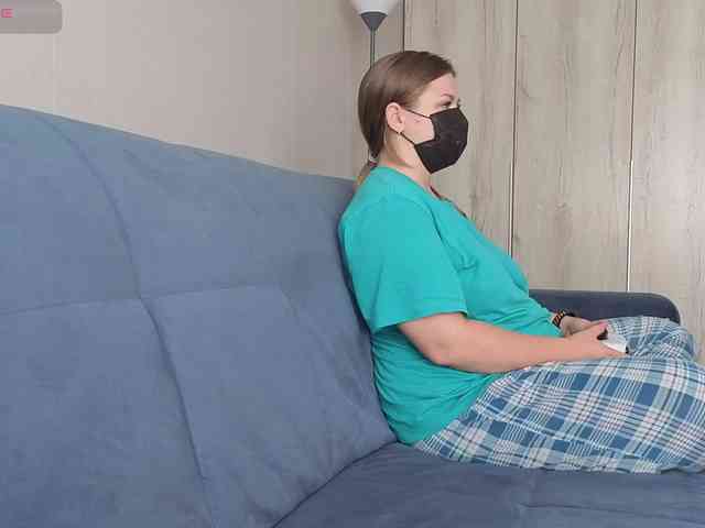 Milaa1998 webcam