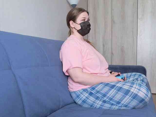 Milaa1998 webcam