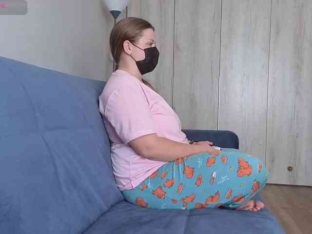 Milaa1998 webcam