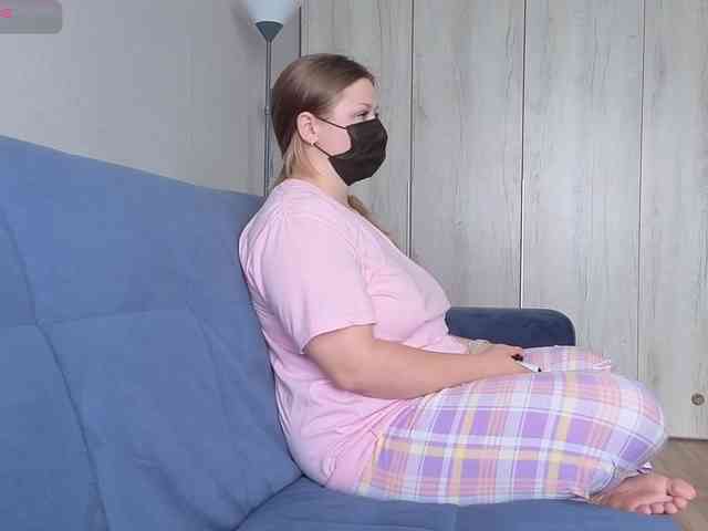 Milaa1998 webcam