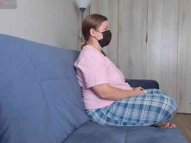 Milaa1998 webcam