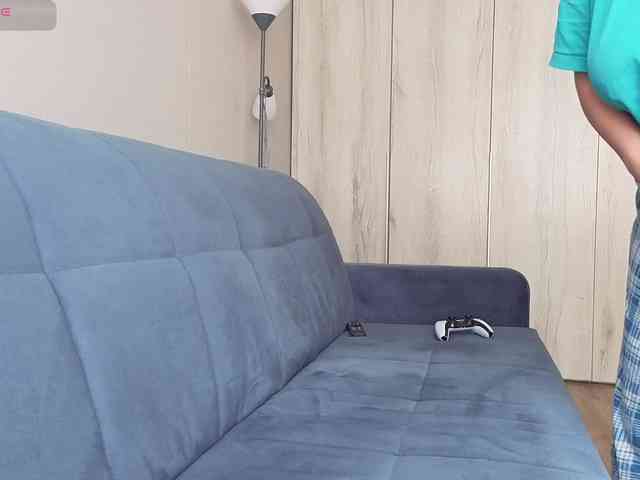 Milaa1998 webcam