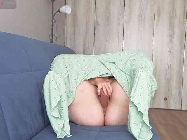 Milaa1998 webcam