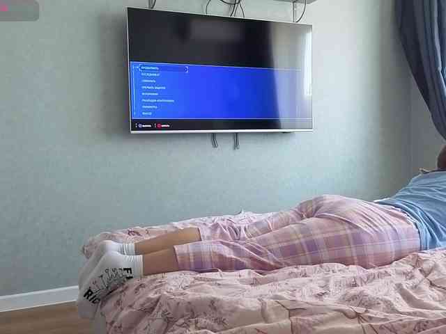 Milaa1998 webcam