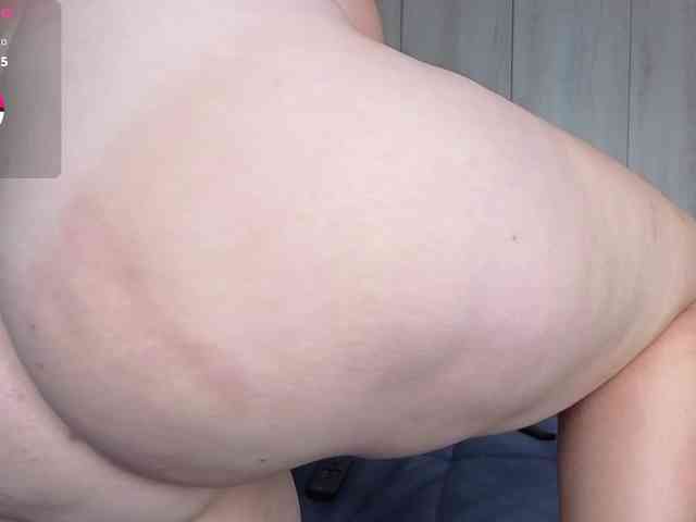 Milaa1998 webcam