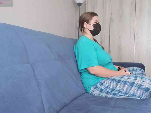 Milaa1998 webcam