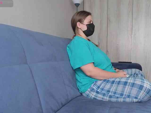 Milaa1998 webcam