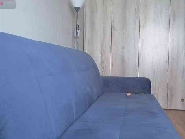 Milaa1998 webcam