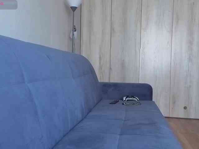 Milaa1998 webcam