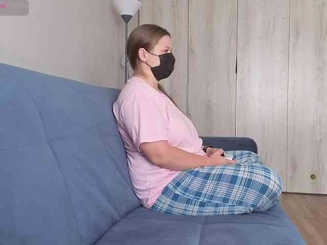 Milaa1998 webcam