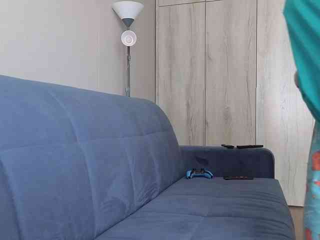 Milaa1998 webcam