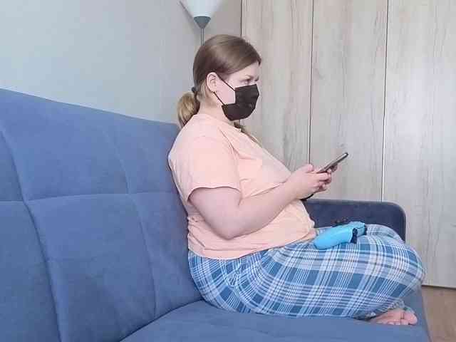 Milaa1998 webcam