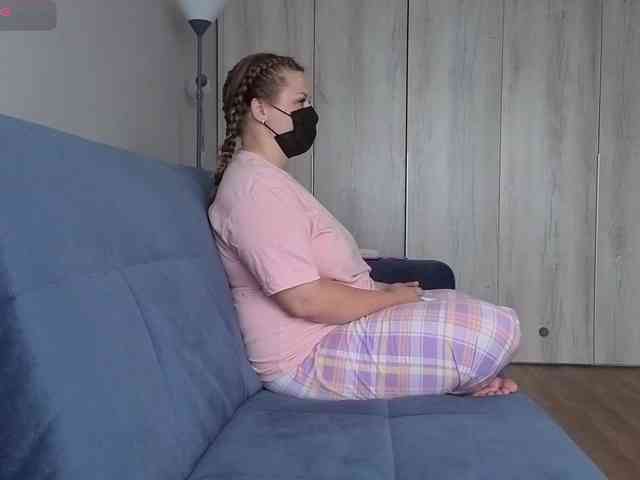 Milaa1998 webcam