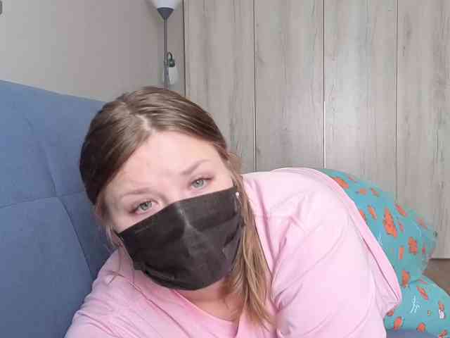 Milaa1998 webcam
