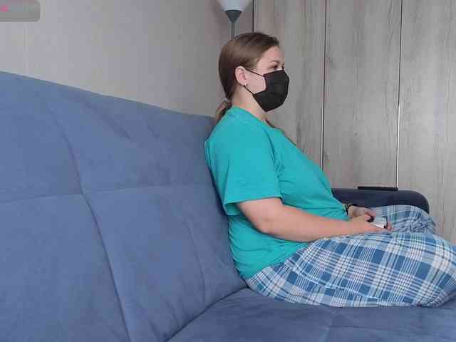 Milaa1998 webcam