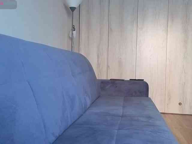 Milaa1998 webcam