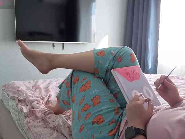 Milaa1998 webcam