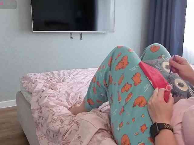 Milaa1998 webcam