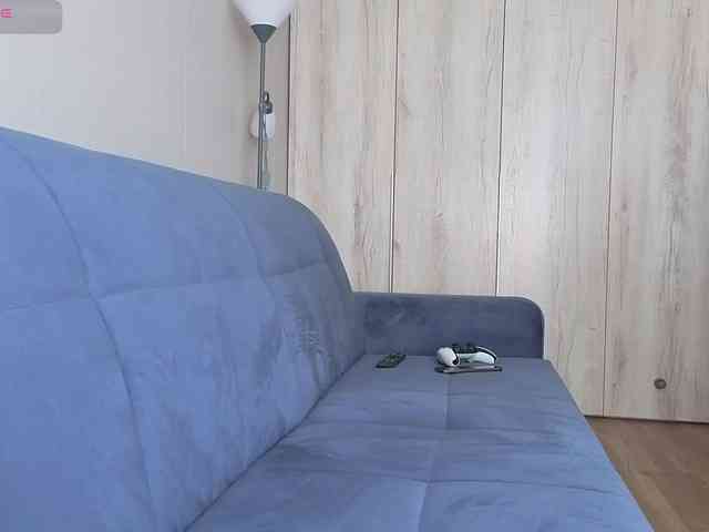 Milaa1998 webcam