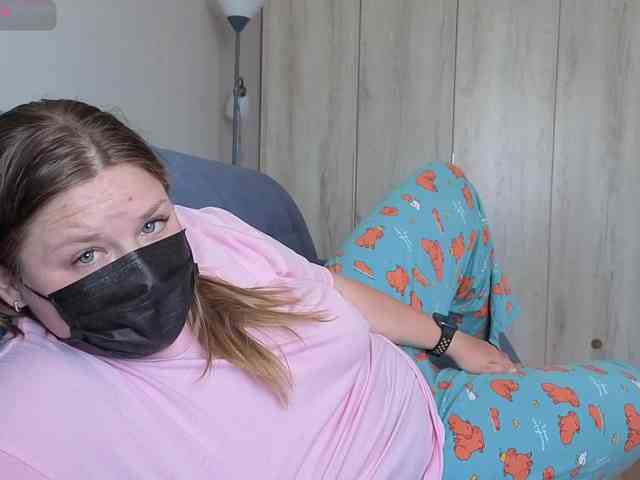 Milaa1998 webcam