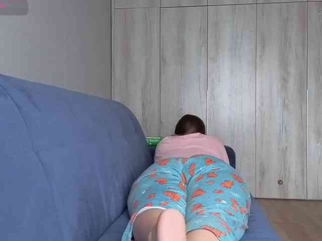 Milaa1998 webcam