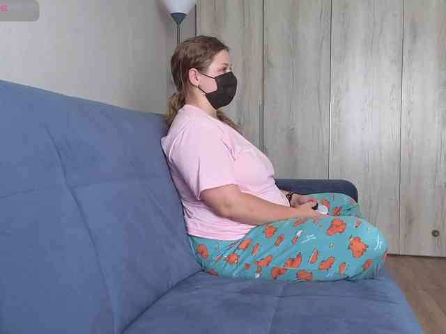 Milaa1998 webcam