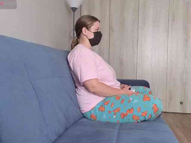 Milaa1998 webcam