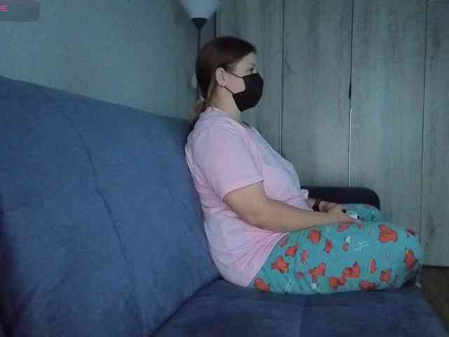Milaa1998 webcam