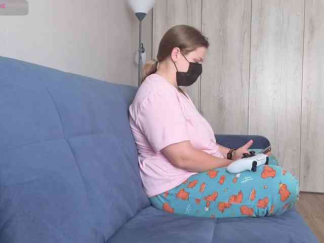 Milaa1998 webcam