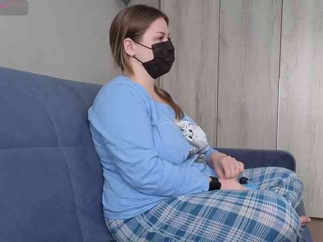 Milaa1998 webcam