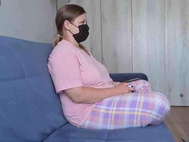 Milaa1998 webcam