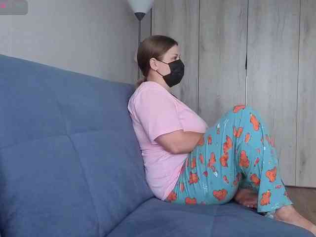 Milaa1998 webcam