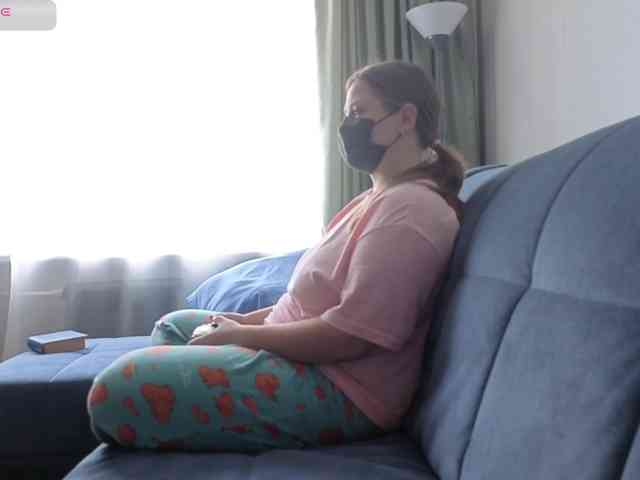 Milaa1998 webcam