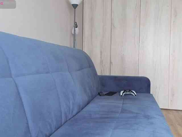 Milaa1998 webcam