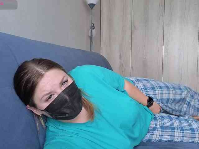 Milaa1998 webcam