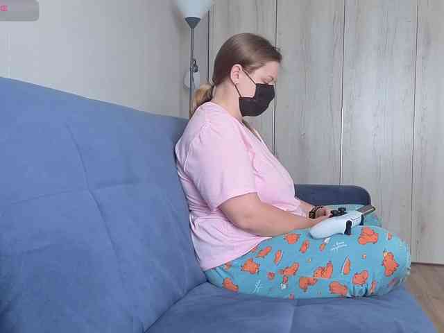 Milaa1998 webcam