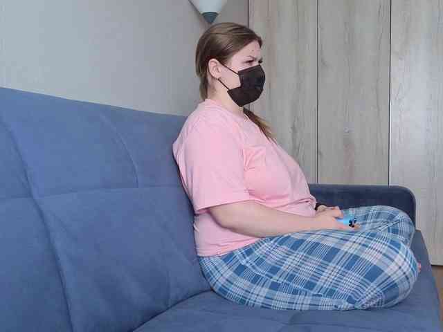 Milaa1998 webcam