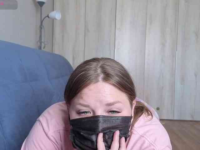 Milaa1998 webcam
