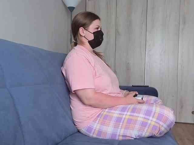 Milaa1998 webcam