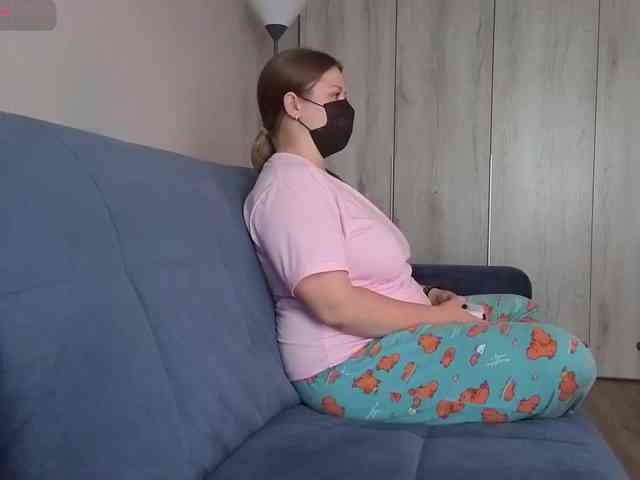 Milaa1998 webcam