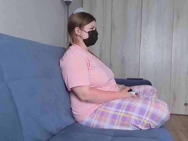 Milaa1998 webcam