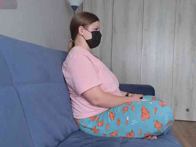 Milaa1998 webcam