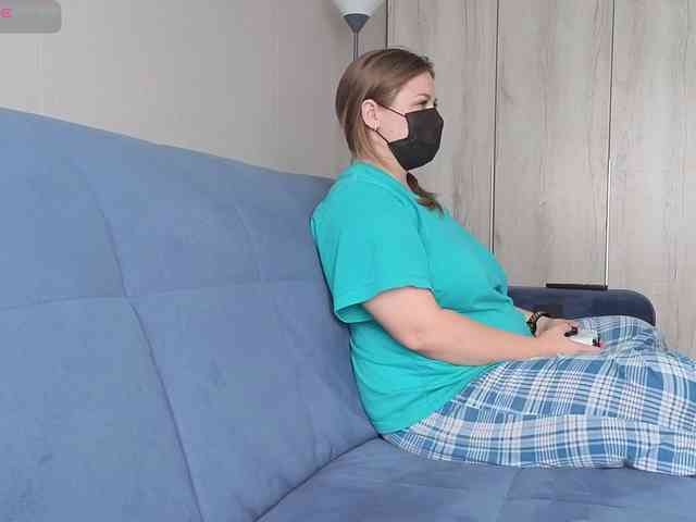 Milaa1998 webcam