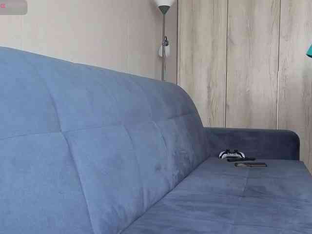 Milaa1998 webcam