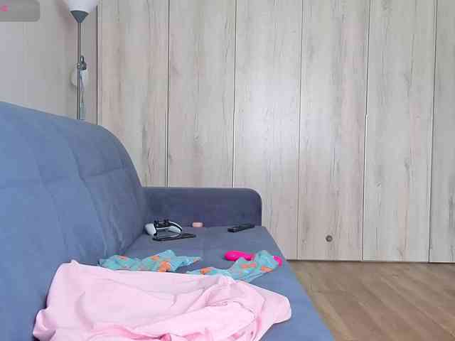 Milaa1998 webcam