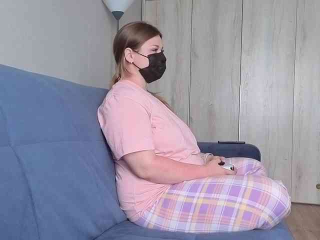 Milaa1998 webcam