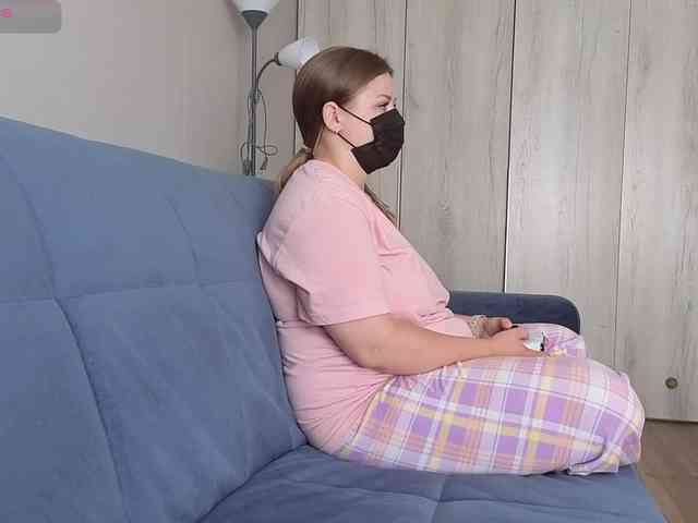 Milaa1998 webcam