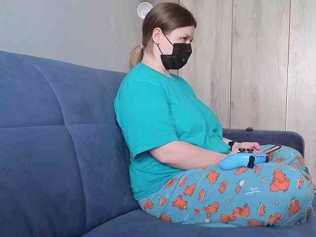 Milaa1998 webcam