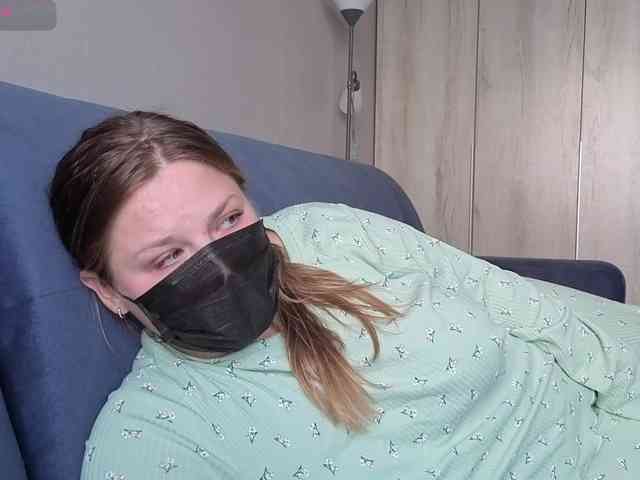 Milaa1998 webcam